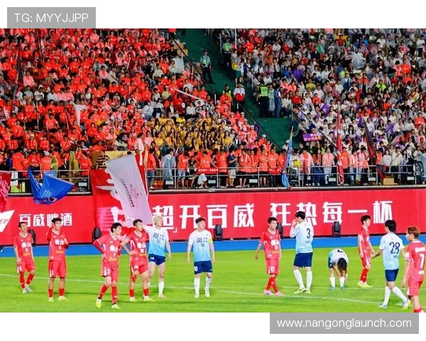 全球足球赛事精彩直播,实时解说助你不错过每场精彩对决 全球足球赛事精彩直播,实时解说助你不错过每场精彩对决